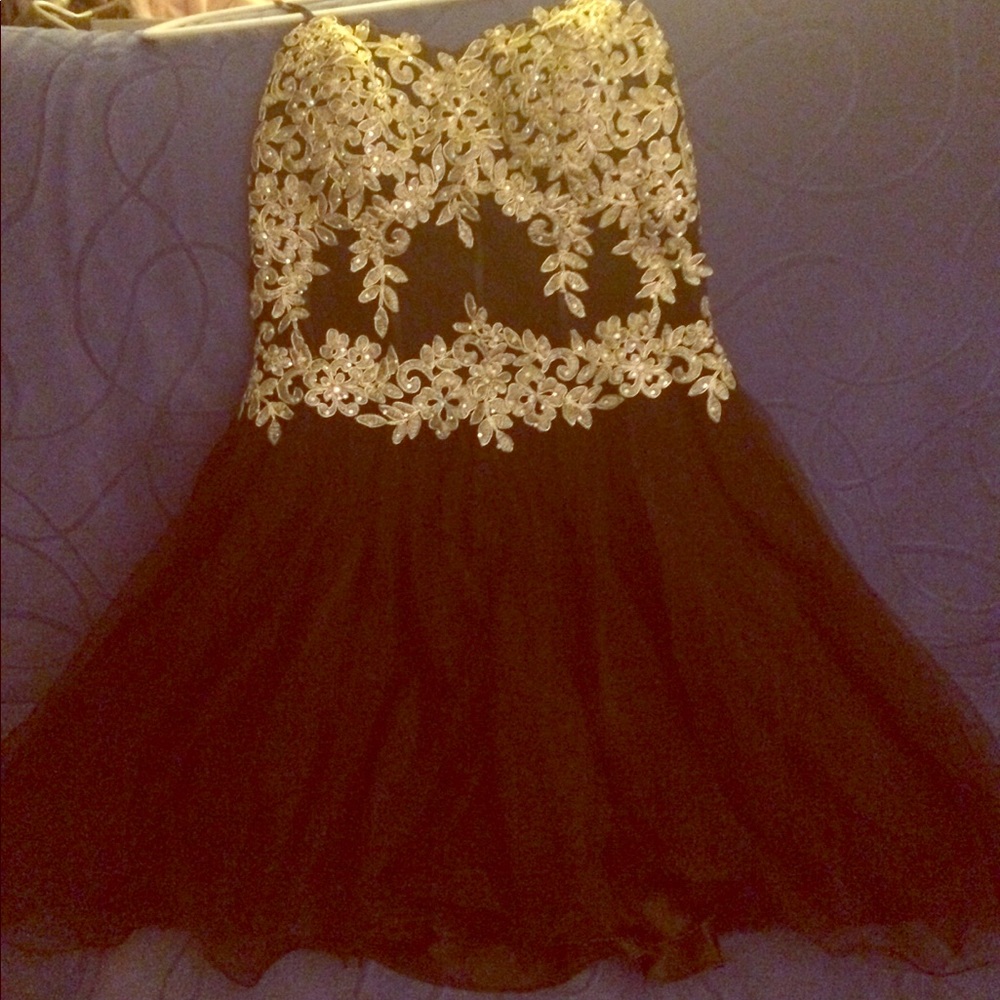 🌟Show Stopper🌟 HoCo Dress